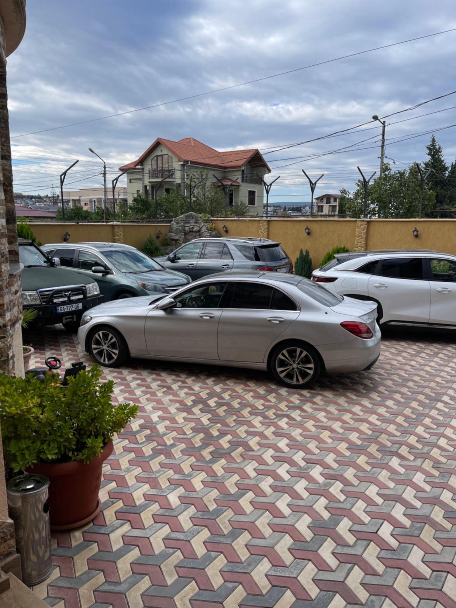 GK Villa Tbiliszi Kültér fotó