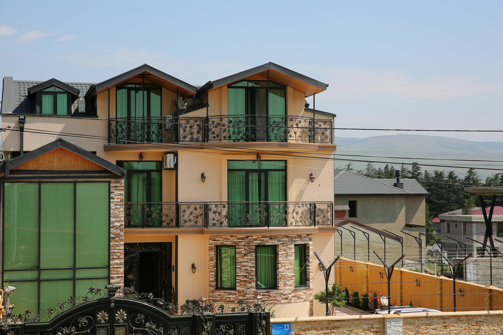 GK Villa Tbiliszi Kültér fotó